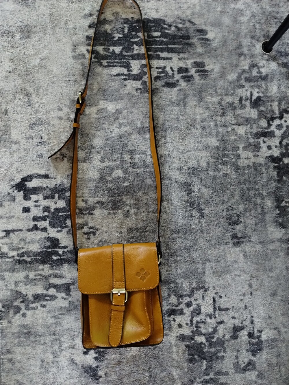 Patricia Nash Mustard Yellow Leather Crossbody - Picture 7 of 10